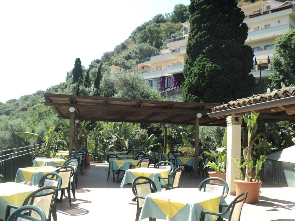 Hotel Baia Delle Sirene Taormina Ngoại thất bức ảnh